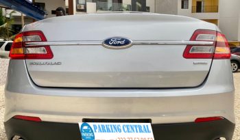 
									Ford Taurus 2015 complet								