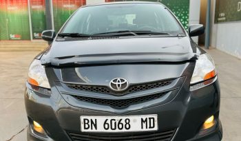 
									Toyota Yaris complet								