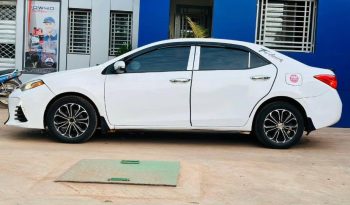 
									Toyota Corolla S complet								